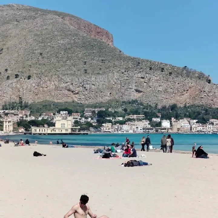 Mondello Juno'S Rooms Palermo Guest house