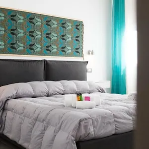  Guest house My Way - - Palazzo San Matteo